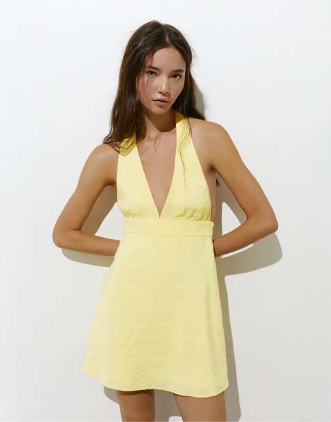 Pull&Bear – Kurzes Neckholder-Kleid in Gelb - view 1