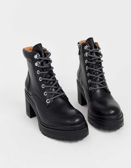 Pull Bear lace front boots with cleated sole in black