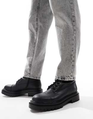 Черные ботинки на шнуровке Pull-Bear 11890₽