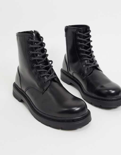 pull&bear lace up boots in black