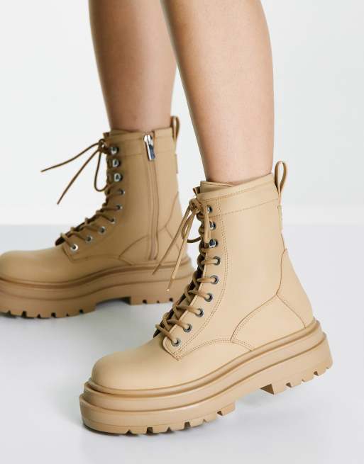 Pull and bear deals boots womens