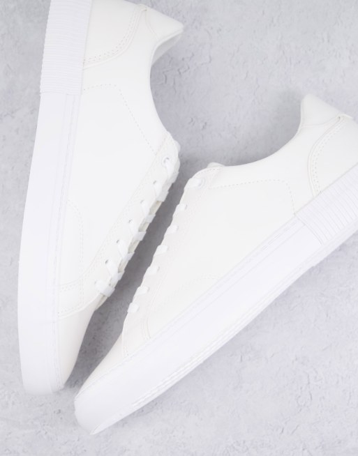 Pull&Bear lace up sneakers in white