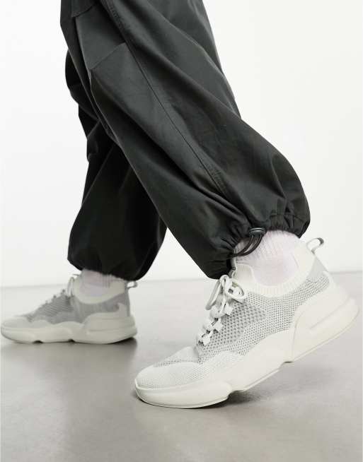 Pull&Bear lace up sporty sneakers in grey