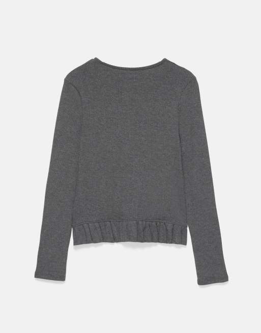 Pull&Bear Langarm-T-Shirt mit Rüschen in Graumeliert, 7 von 7
