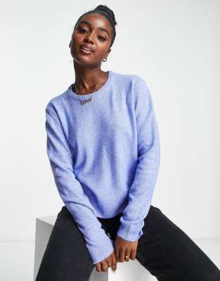 Pull & Bear - Langärmliger Pullover in Blau mit Rundhalsausschnitt