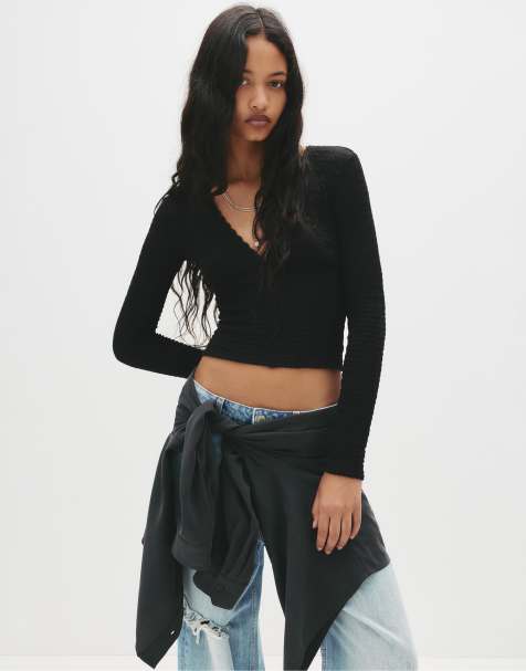 Pull&Bear – Langärmliges Crepe-T-Shirt in Schwarz - view 1