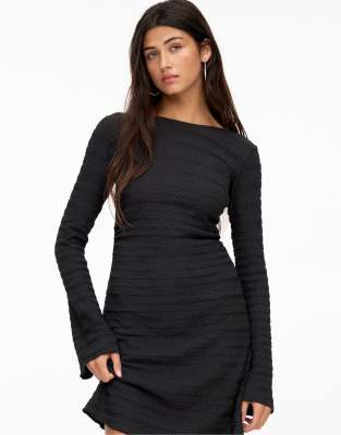 Pull & Bear - Langärmliges Etuikleid in Schwarz