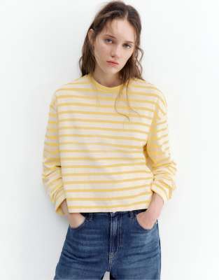 Pull & Bear - Langärmliges T-Shirt in Gelb gestreift-Bunt