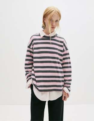 Pull & Bear - Langärmliges T-Shirt mit Streifen-Bunt