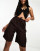 Thumbnail 1 van 4