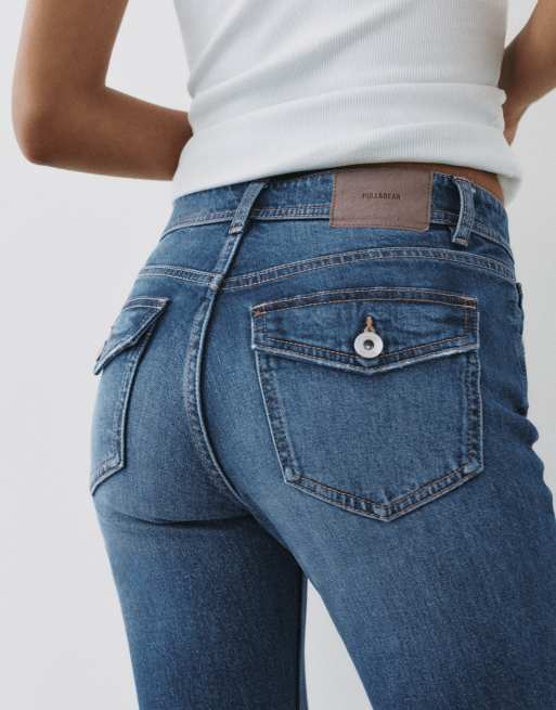 Pull&Bear lavtaljede bootcut-jeans i mellemblå, 4 af 7