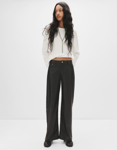 Pull&Bear Leather effect trousers in black - view 1