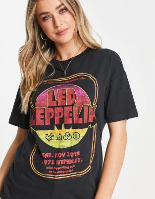 pull and bear shirt women