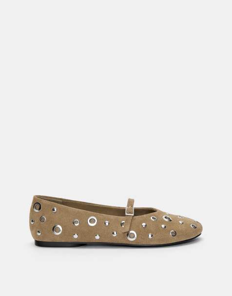 Pull&Bear – Leder-Ballerinas in Braun mit Nietenverzierung - view 1