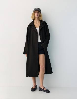Pull & Bear - Leichter Oversize-Trenchcoat in Schwarz
