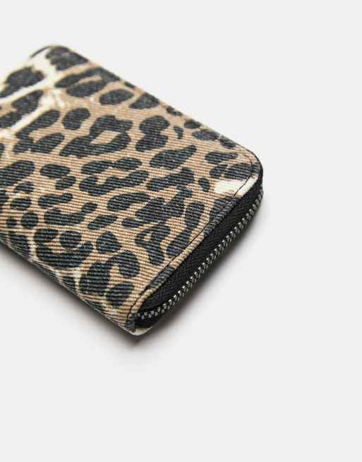 Pull&Bear Leopard print wallet in leopard, 3 of 4