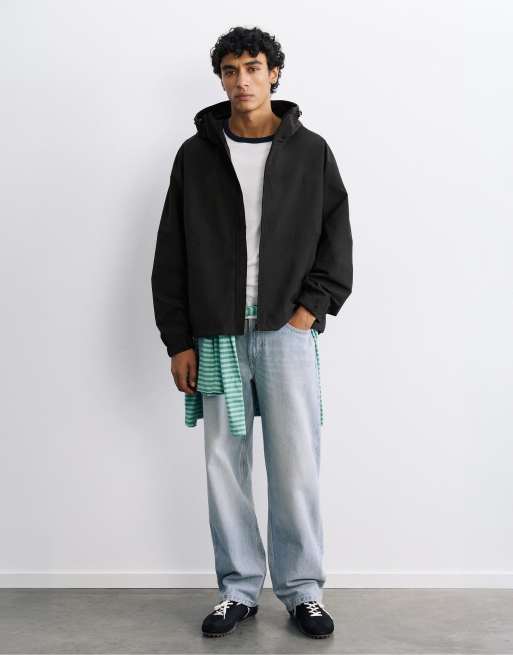 Pull&Bear Lightweight hooded raincoat in black, 3 of 7