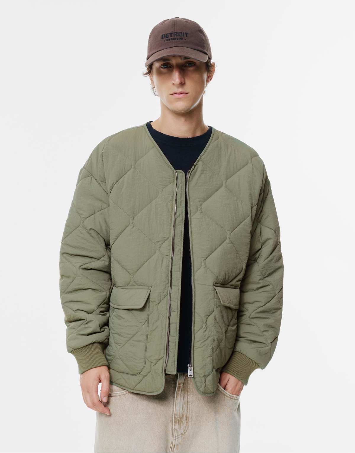 Pull&Bear Lightweight padded jacket with pockets in green
