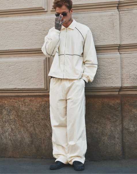 Pull&Bear lightweight set in off white - view 1