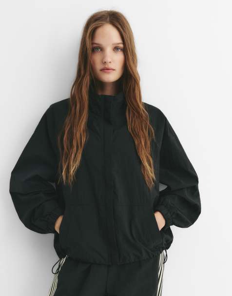 Pull&Bear Lightweight stwd jacket in black - view 1