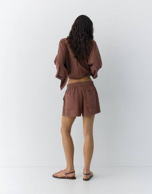 Pull&Bear Linen blend shorts in brown, 3 of 4