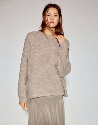 Pull & Bear - Links gestrickter Pullover in meliertem Braun-Brown