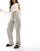Thumbnail 1 van 5