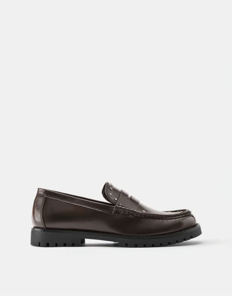 Pull&Bear Loafer mit Nieten in Braun - view 1