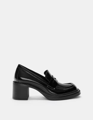 Pull & Bear - Loafer-Schuhe in Schwarz mit Absatz