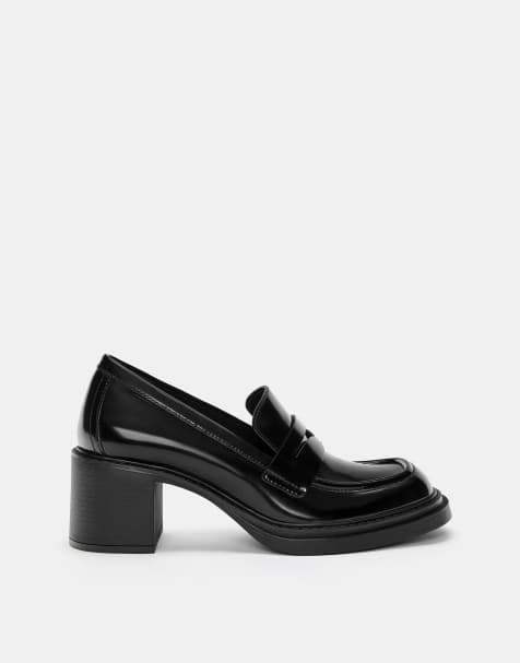 Pull&Bear - Loafers met hak in zwart - view 1