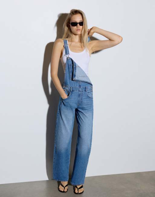 Pull&Bear Long denim dungarees in blue, 4 of 7