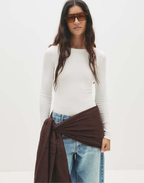 Pull&Bear Long sleeve bodysuit in white - view 1