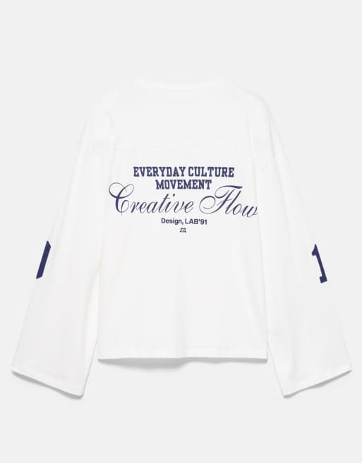 Pull&Bear Long sleeve graphic and number t-shirt in ice, 6 of 6