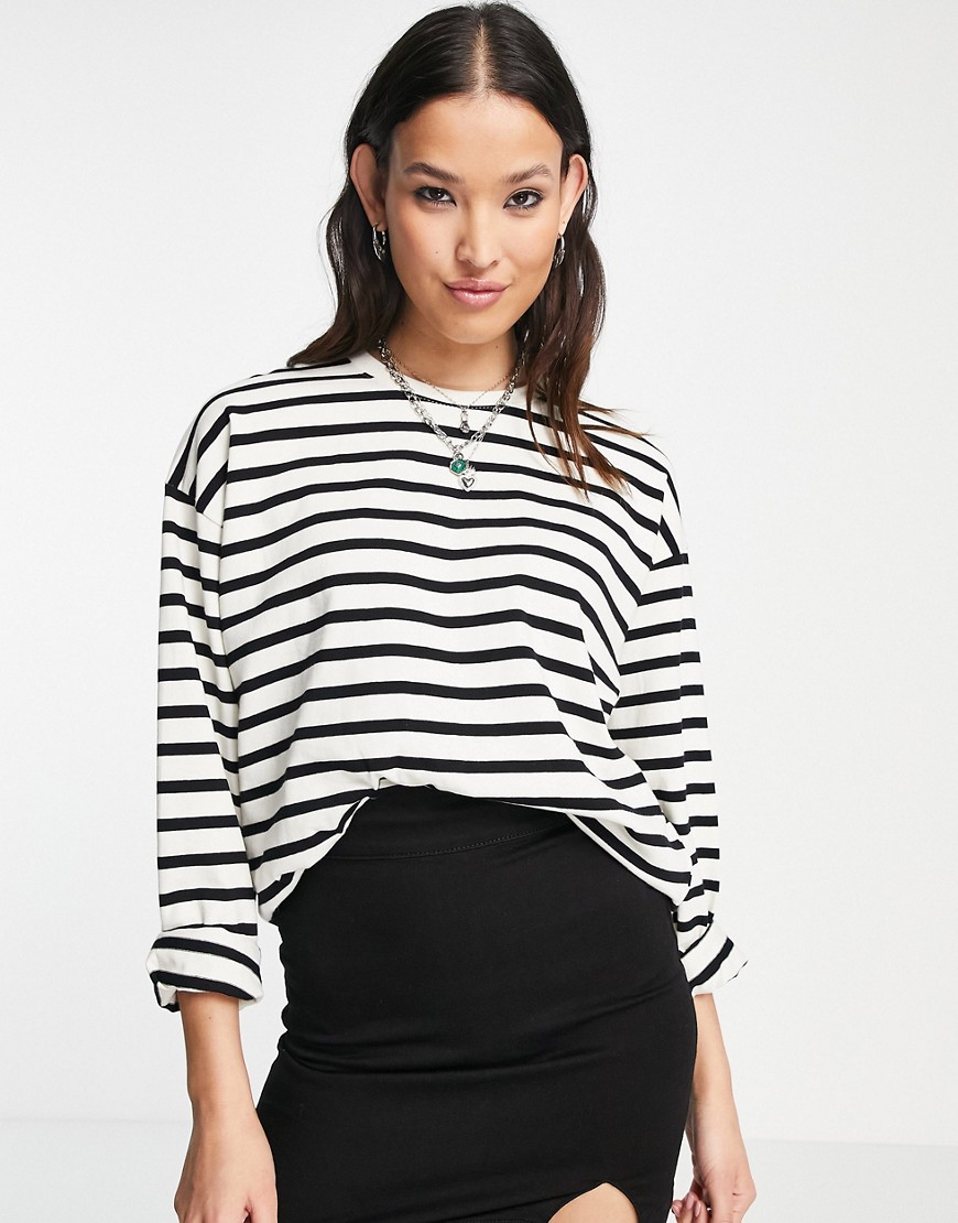 Pull & Bear long sleeve oversized t-shirt with stripe detail in black
