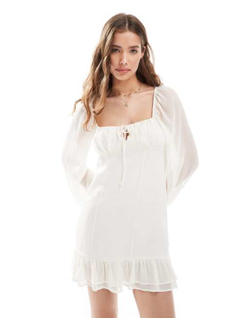 Pull&Bear long sleeve ruffle mini dress in white, 2 of 4