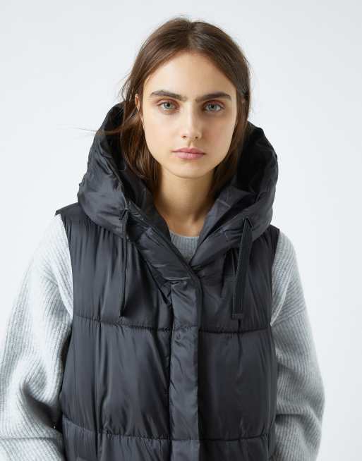 Pull Bear longline padded vest in black