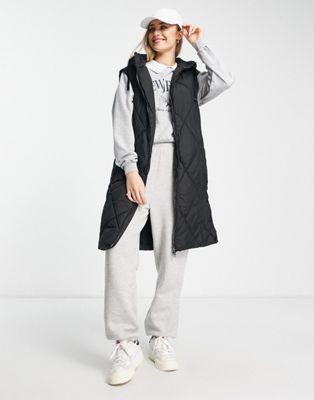 Pull&Bear longline quilted gilet in black