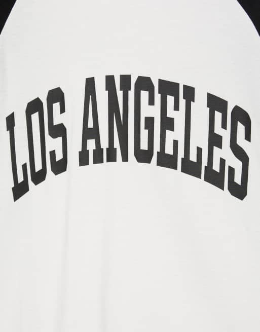 Pull&Bear Los angeles raglan sleeve t-shirt in white/black, 4 of 5