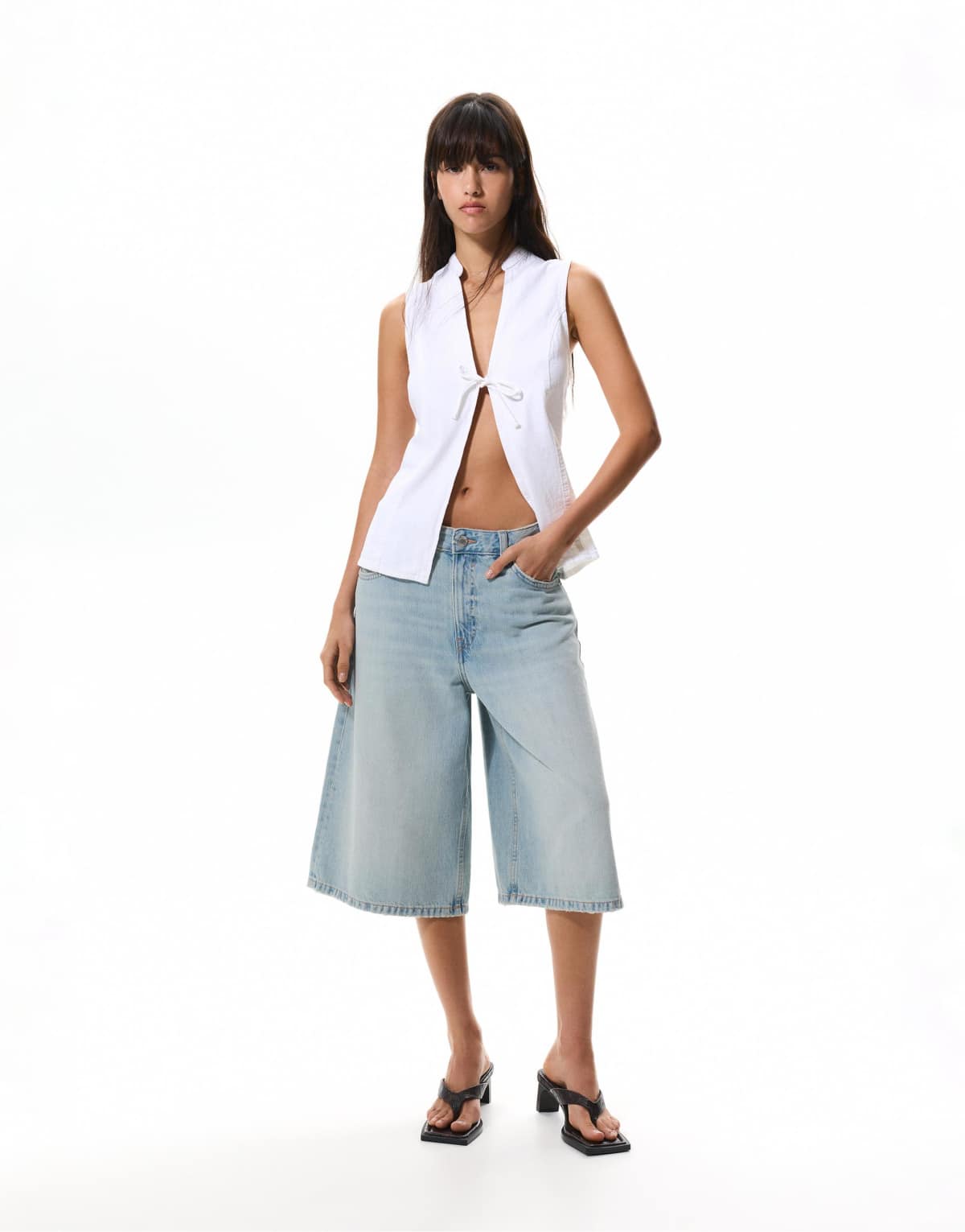 Pull&Bear Low-rise baggy jorts in pale blue