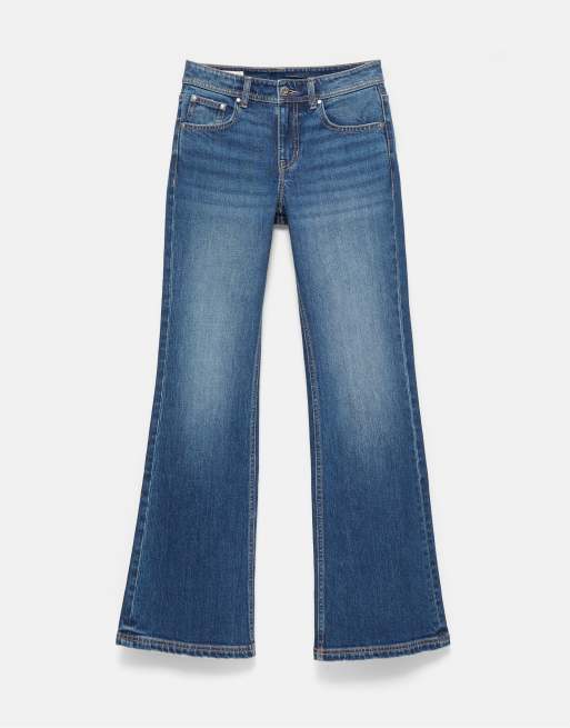 Pull&Bear Low-rise boot-cut jeans in medium blue, 6 of 7