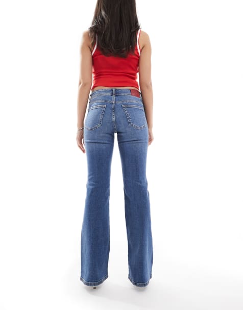 Pull&Bear low rise flare jean in mid blue wash - view 1