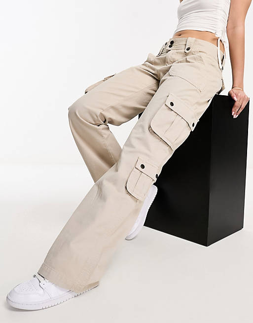 Pull&Bear low waist snap detail cargo pants in cream