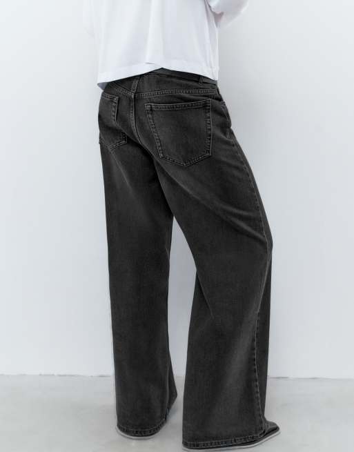 Pull&Bear low waist wide leg jeans in black, 2 of 7