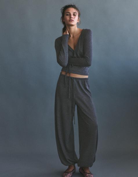 Pull&Bear løse sarouel-bukser i grå - view 1