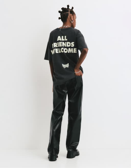 Pull&Bear Luminescent stranger things t-shirt in faded black | ASOS