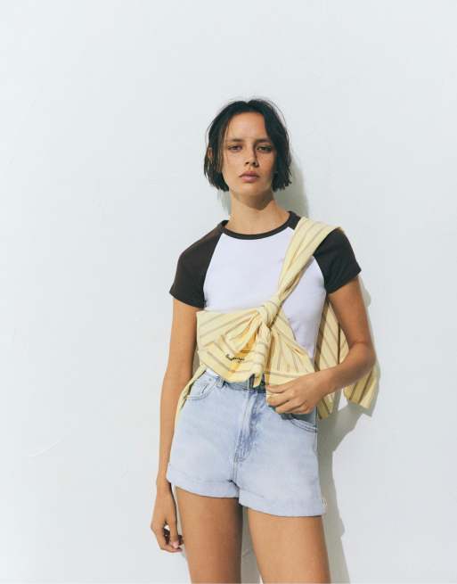 Pull&Bear - Lyseblå denimshorts med opsmøg i mom-pasform, 4 af 4