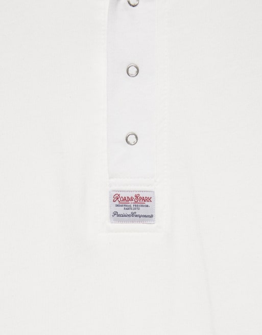 Pull&Bear maglietta con collo serafino in bianco sporco, 6 di 7