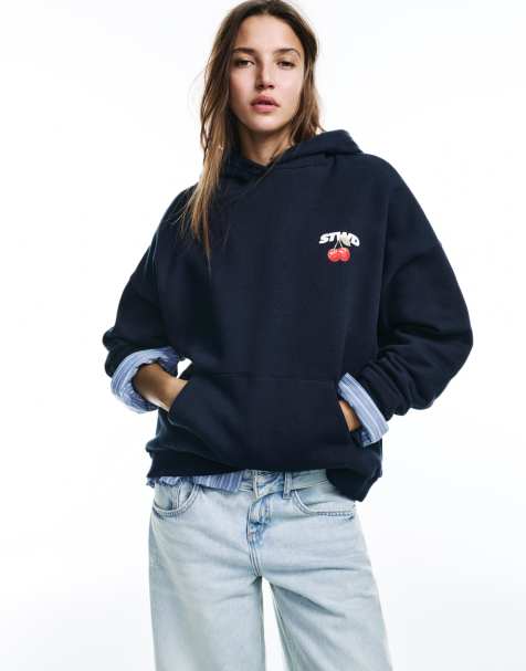 Pull&Bear – Marinblå huvtröja med tomattryck - view 1