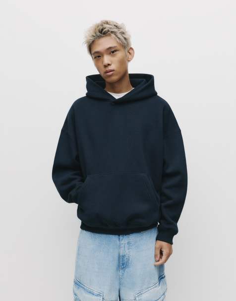 Pull&Bear - Marineblå sweatshirt med hætte samt firkantet pasform - view 1