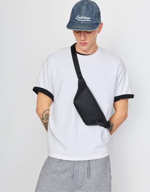 Pull&Bear marsupio gommato nero, 2 di 2